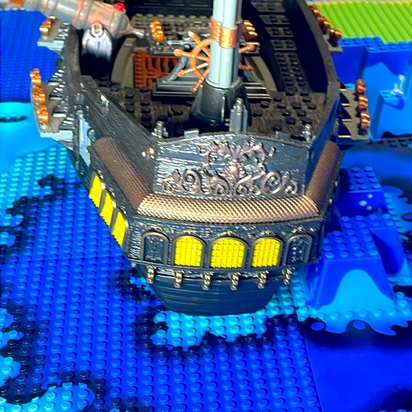 The Black Pearl - Picture 4 of 11